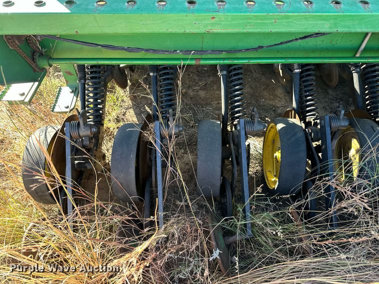 image for item ER8164 John Deere 750 grain drill