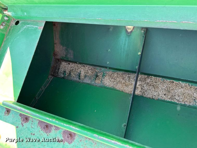 image for item ER8164 John Deere 750 grain drill