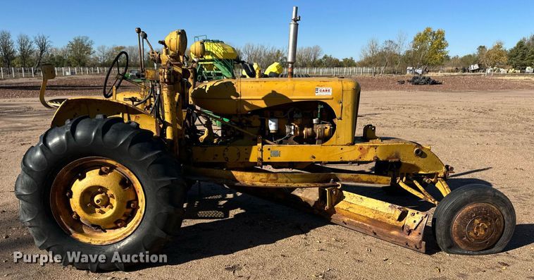 image for item ER8231 Allis Chalmers motor grader