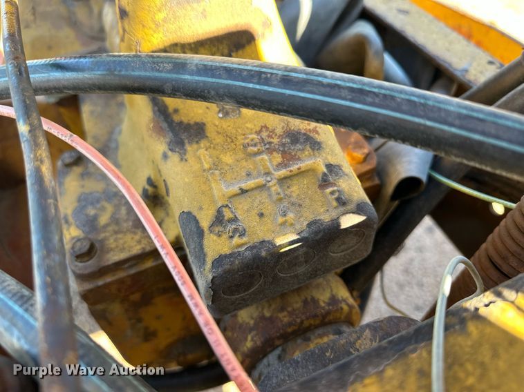 image for item ER8231 Allis Chalmers motor grader