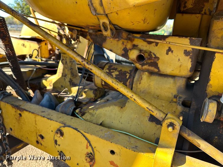 image for item ER8231 Allis Chalmers motor grader