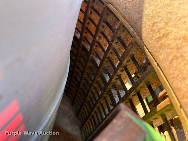 image for item ER8233 (2) sets of concaves