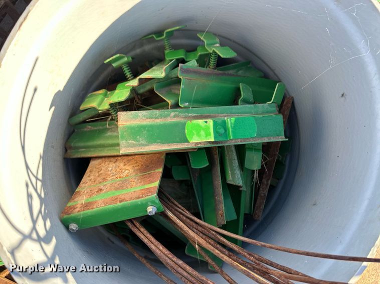 image for item ER8233 (2) sets of concaves