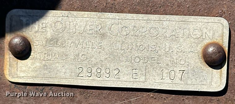 image for item ER8239 Oliver rotary hay rake