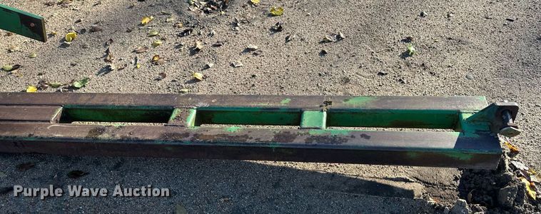 image for item ER8241 John Deere dozer blade