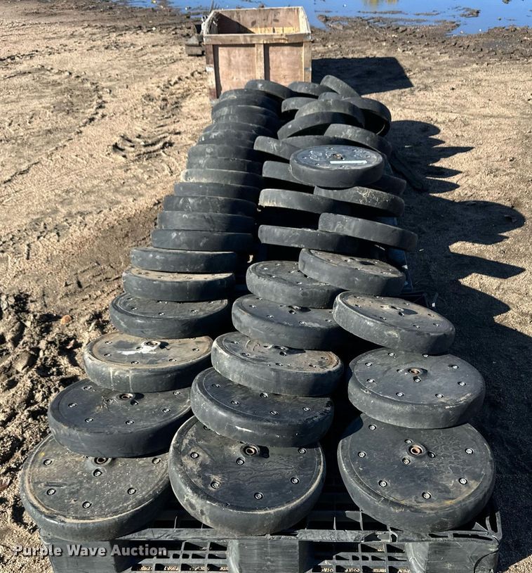 image for item ER8252 (50) gauge wheels