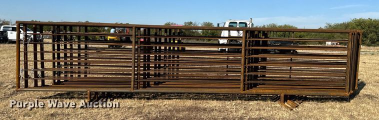 image for item IE9126 (10) metal cattle panels