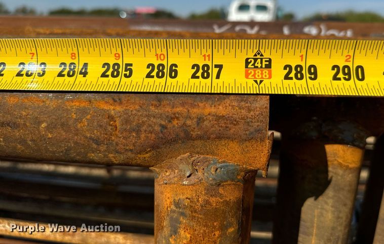 image for item IE9126 (10) metal cattle panels