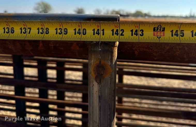 image for item IE9126 (10) metal cattle panels