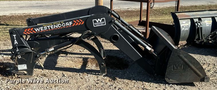 image for item JE9321 Westendorf TA160 loader