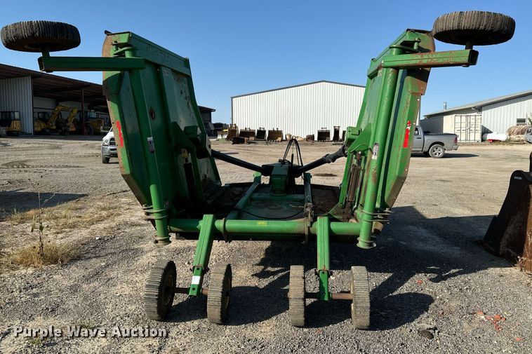 image for item JE9330 John Deere 2018 batwing rotary mower