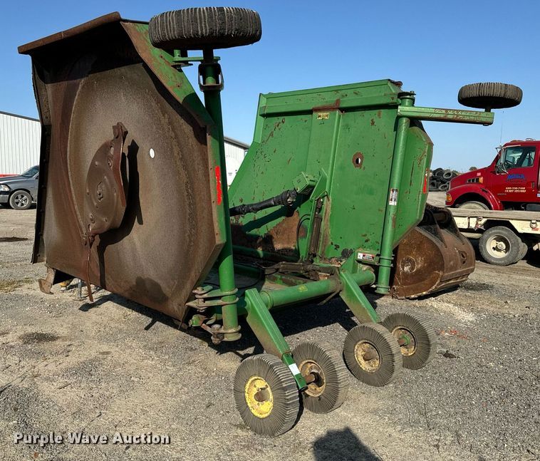 image for item JE9330 John Deere 2018 batwing rotary mower