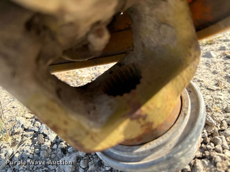 image for item JE9330 John Deere 2018 batwing rotary mower