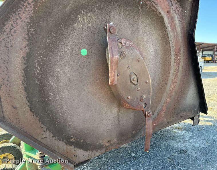 image for item JE9330 John Deere 2018 batwing rotary mower