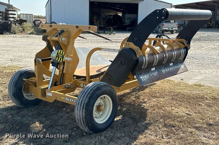 image for item JE9334 Tube Line BF5000SL bale feeder