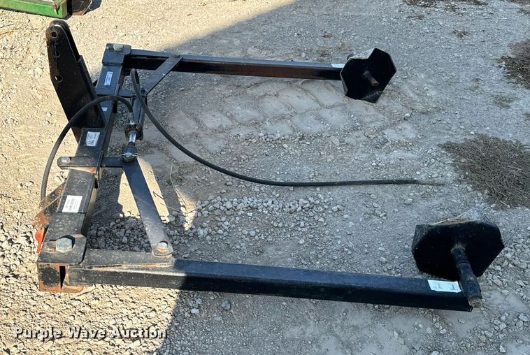 image for item JE9337 Tri-L Manufacturing bale unroller