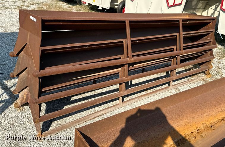 image for item JE9350 (6) bunk feeders