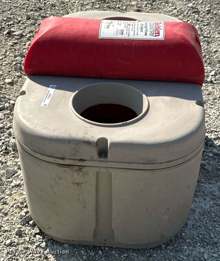 image for item JE9351 Behlen Country livestock waterer