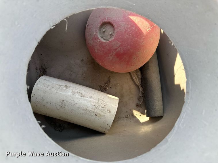 image for item JE9351 Behlen Country livestock waterer