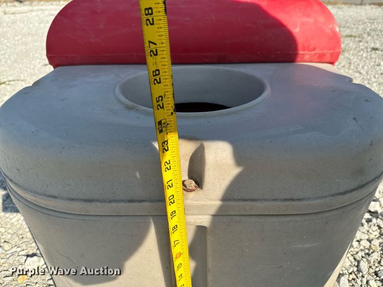 image for item JE9351 Behlen Country livestock waterer