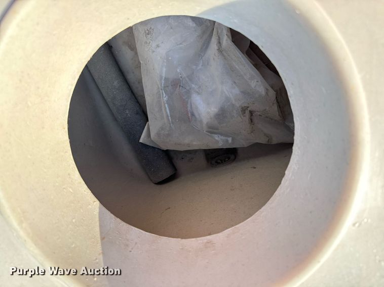 image for item JE9351 Behlen Country livestock waterer