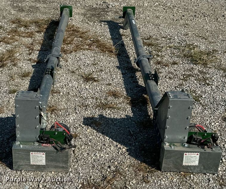 image for item JE9352 (2) augers