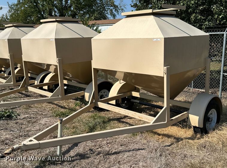 image for item JE9361 Feed cart