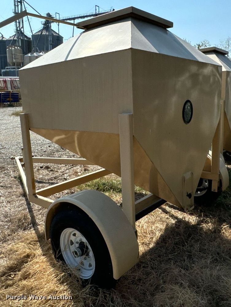 image for item JE9361 Feed cart