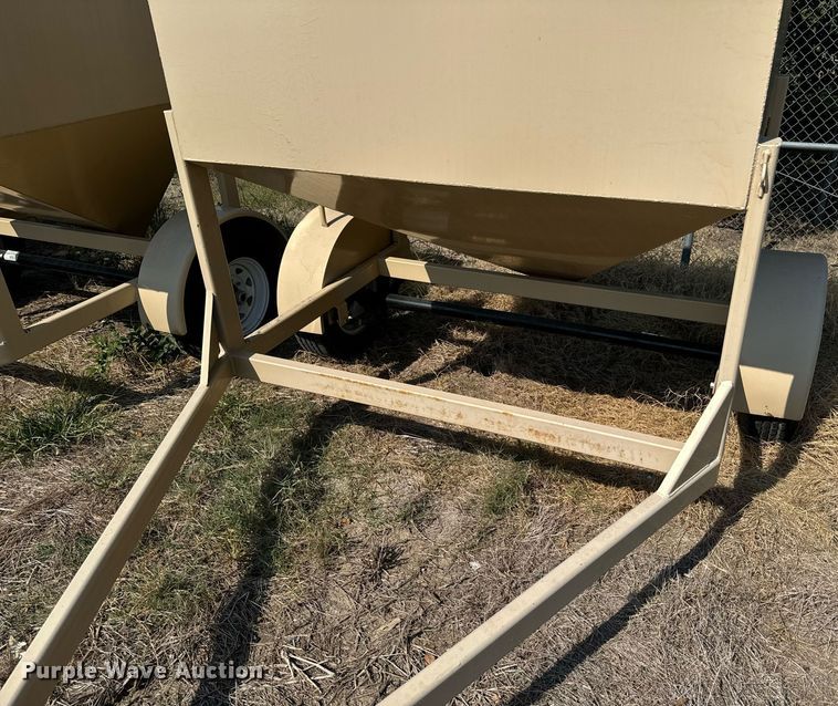 image for item JE9361 Feed cart