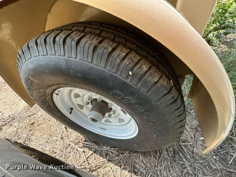 image for item JE9364 Feed cart