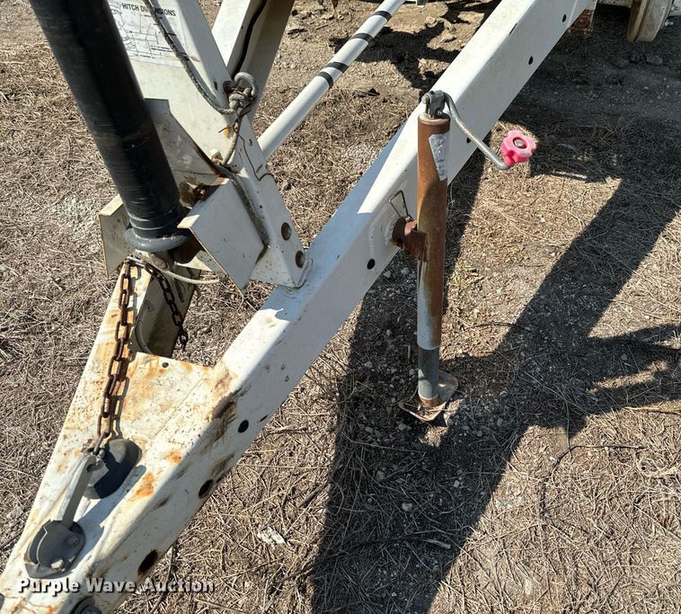 image for item JE9373 Willmar Super 800 spreader