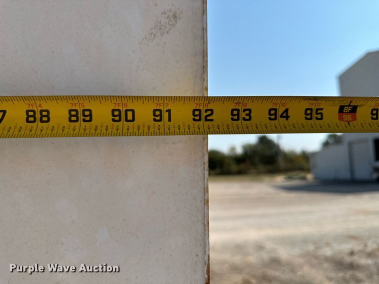 image for item JE9373 Willmar Super 800 spreader