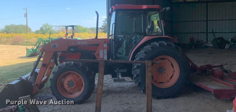 image for item JT9675 Kubota  M9000 MFWD tractor