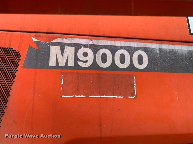 image for item JT9675 Kubota  M9000 MFWD tractor