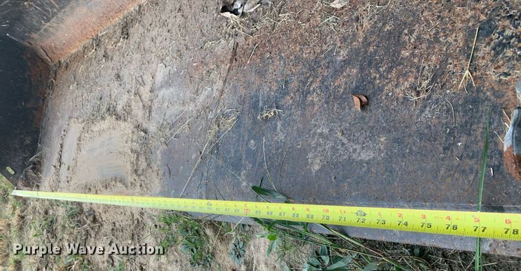 image for item JT9675 Kubota  M9000 MFWD tractor