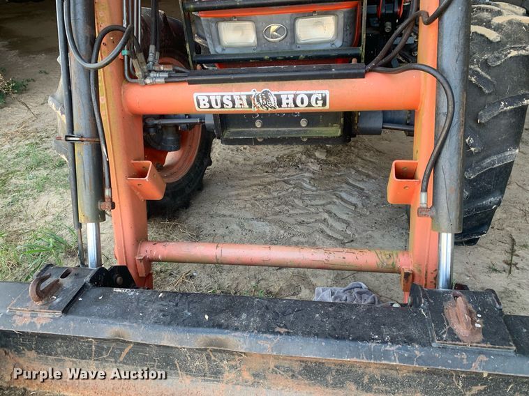 image for item JT9675 Kubota  M9000 MFWD tractor