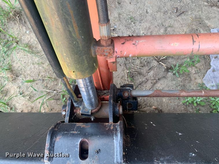 image for item JT9675 Kubota  M9000 MFWD tractor