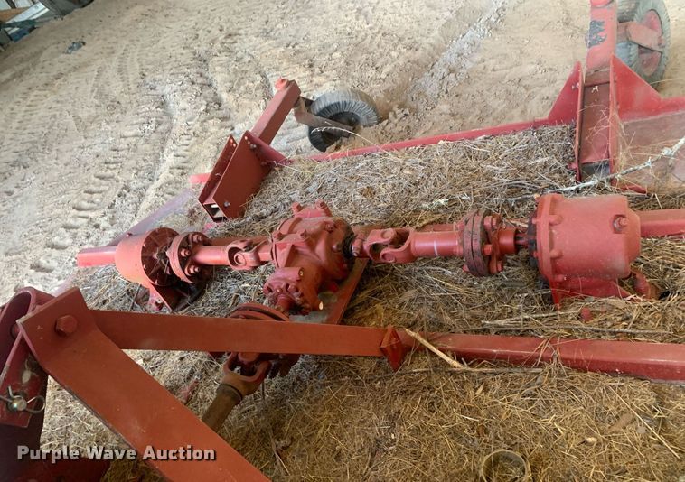 image for item JT9675 Kubota  M9000 MFWD tractor