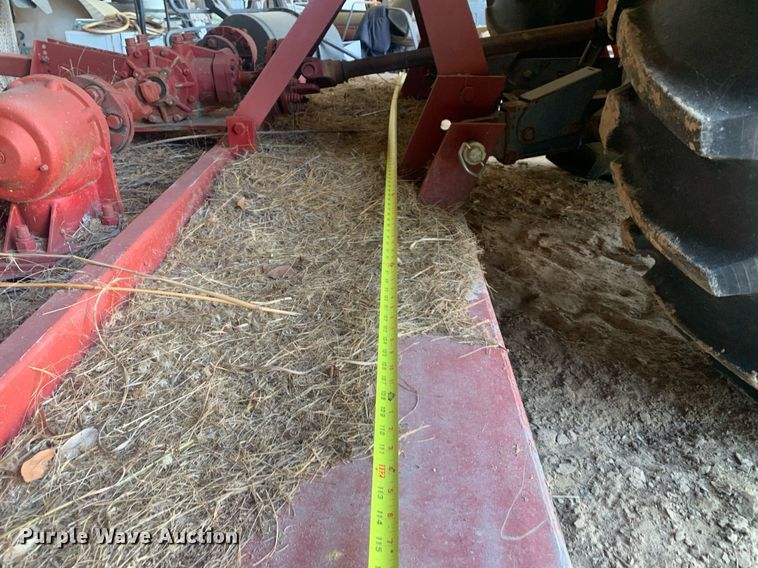 image for item JT9675 Kubota  M9000 MFWD tractor