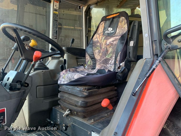 image for item JT9675 Kubota  M9000 MFWD tractor