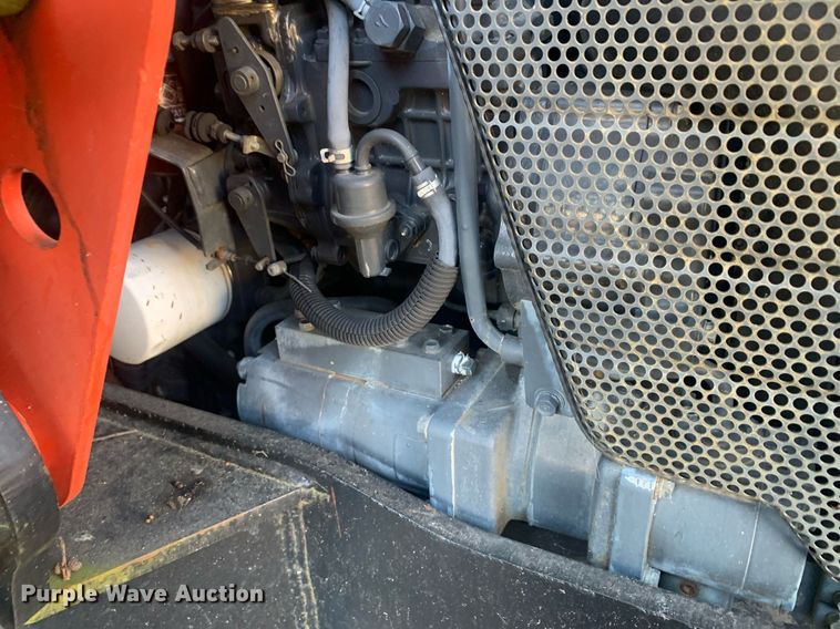 image for item JT9675 Kubota  M9000 MFWD tractor