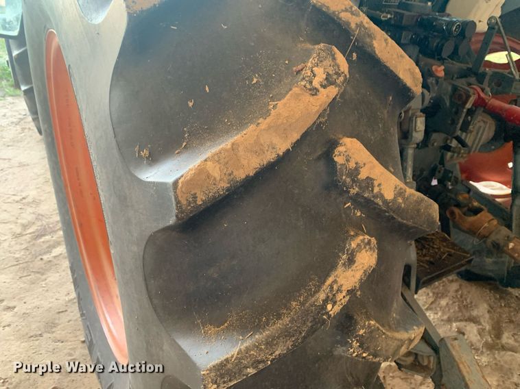 image for item JT9675 Kubota  M9000 MFWD tractor