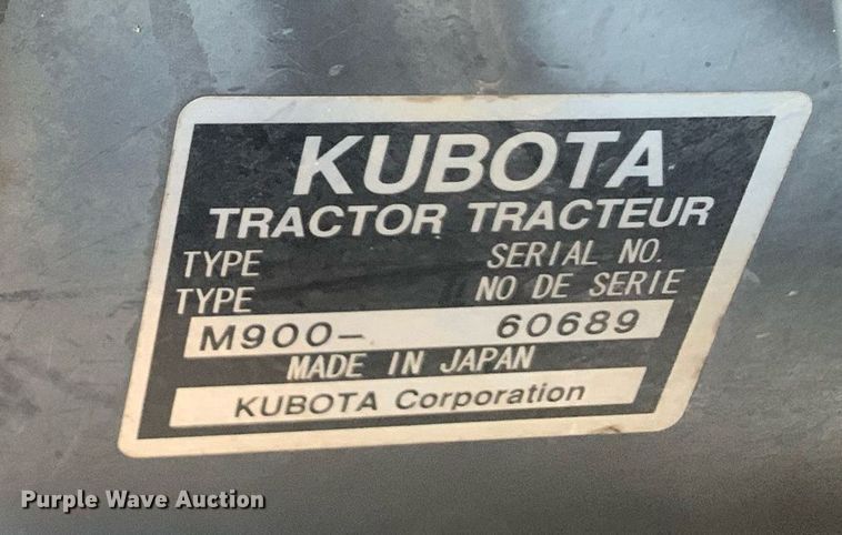 image for item JT9675 Kubota  M9000 MFWD tractor