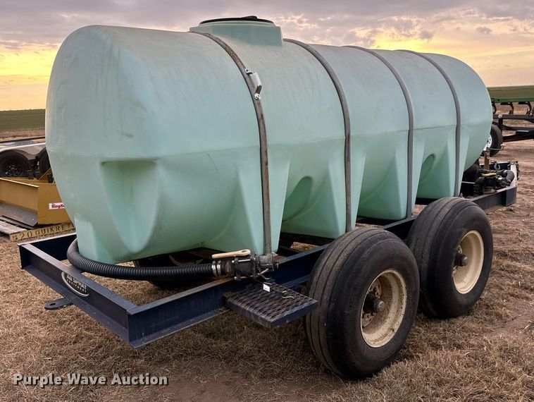 image for item MS9844 Schaben P-265-1010 nurse tank trailer 