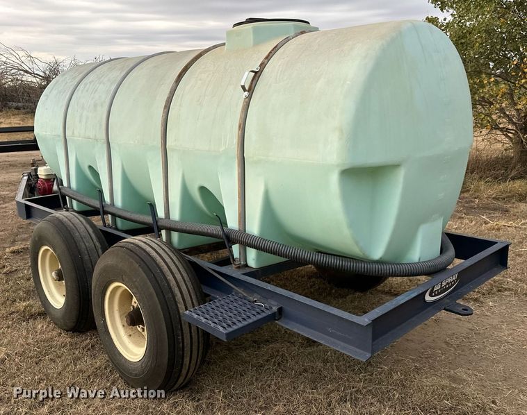 image for item MS9844 Schaben P-265-1010 nurse tank trailer 