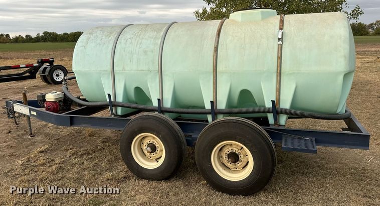 image for item MS9844 Schaben P-265-1010 nurse tank trailer 