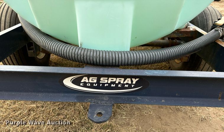 image for item MS9844 Schaben P-265-1010 nurse tank trailer 