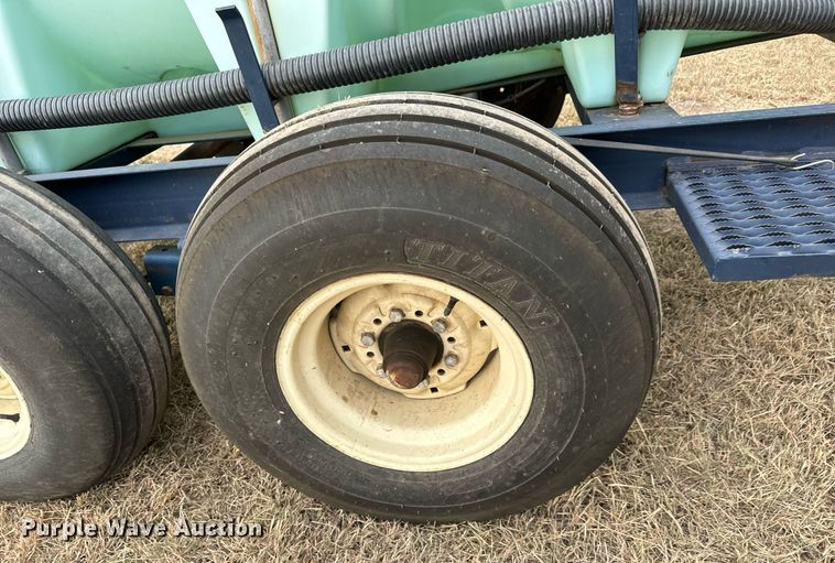 image for item MS9844 Schaben P-265-1010 nurse tank trailer 