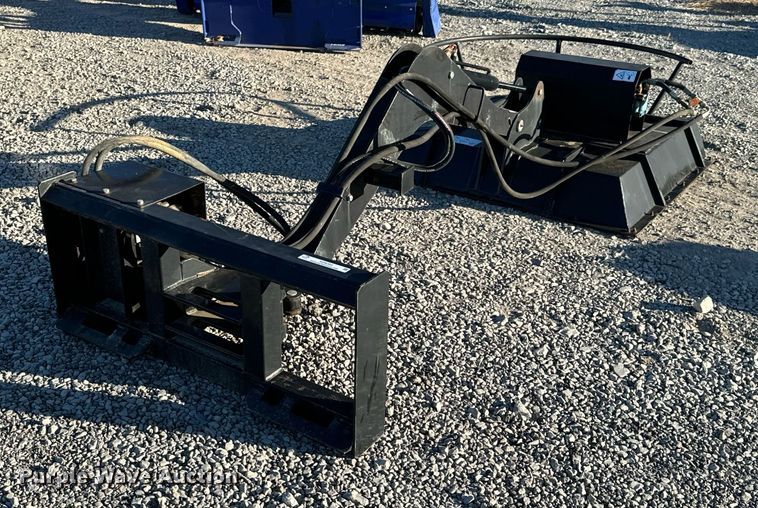 image for item ND9283 2021 Topcat BDRC skid steer boom mower