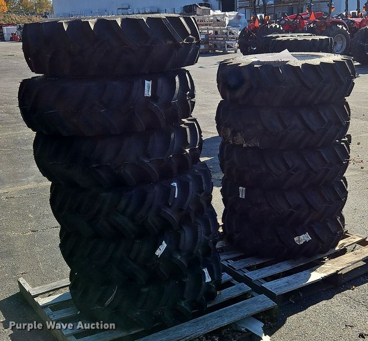 image for item OJ9887 (11) 95-16R-11 tires and wheels